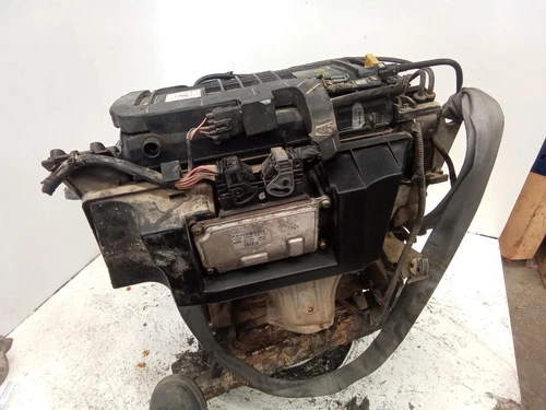 D4F740 Motor Completo para RENAULT CLIO III * 1416612 - Imagen 2 de 5