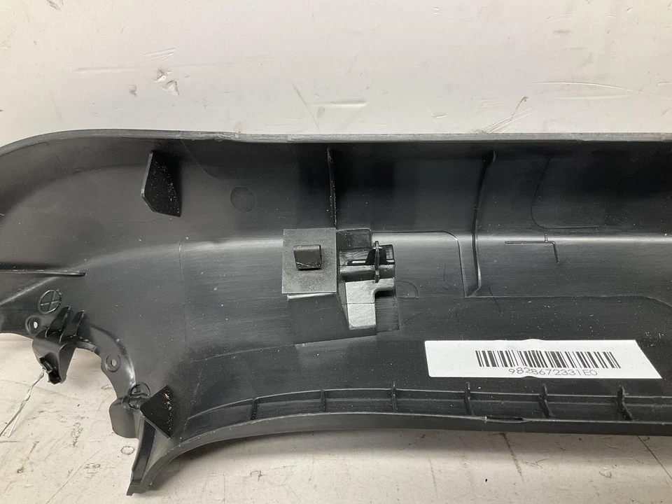 2017-2018 Porsche 718 Boxster A Pillar Trim, Black, Left/Driver 9828672331E0 Foto 3 de 4