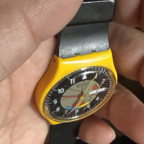 RARE VINTAGE MEN'S Swatch – Yamaha Racer – GJ700 – 1985 - Working New Battery - Picture 11 of 23