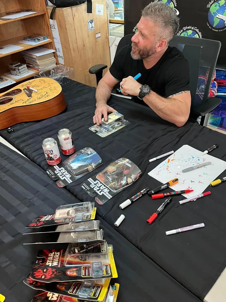 2022 RAY PARK FIRMADO GI JOE ARAH HASBRO PULSO RETRO OJOS DE SERPIENTE SIN USAR, EN CAJA Foto 2 de 4