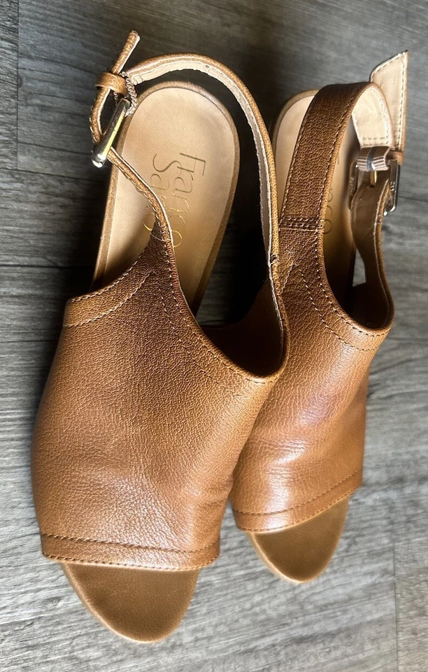 Botín Franco Sarto Cuero Marrón Fayette Con Punta abierta Talla 8 Foto 3 de 4