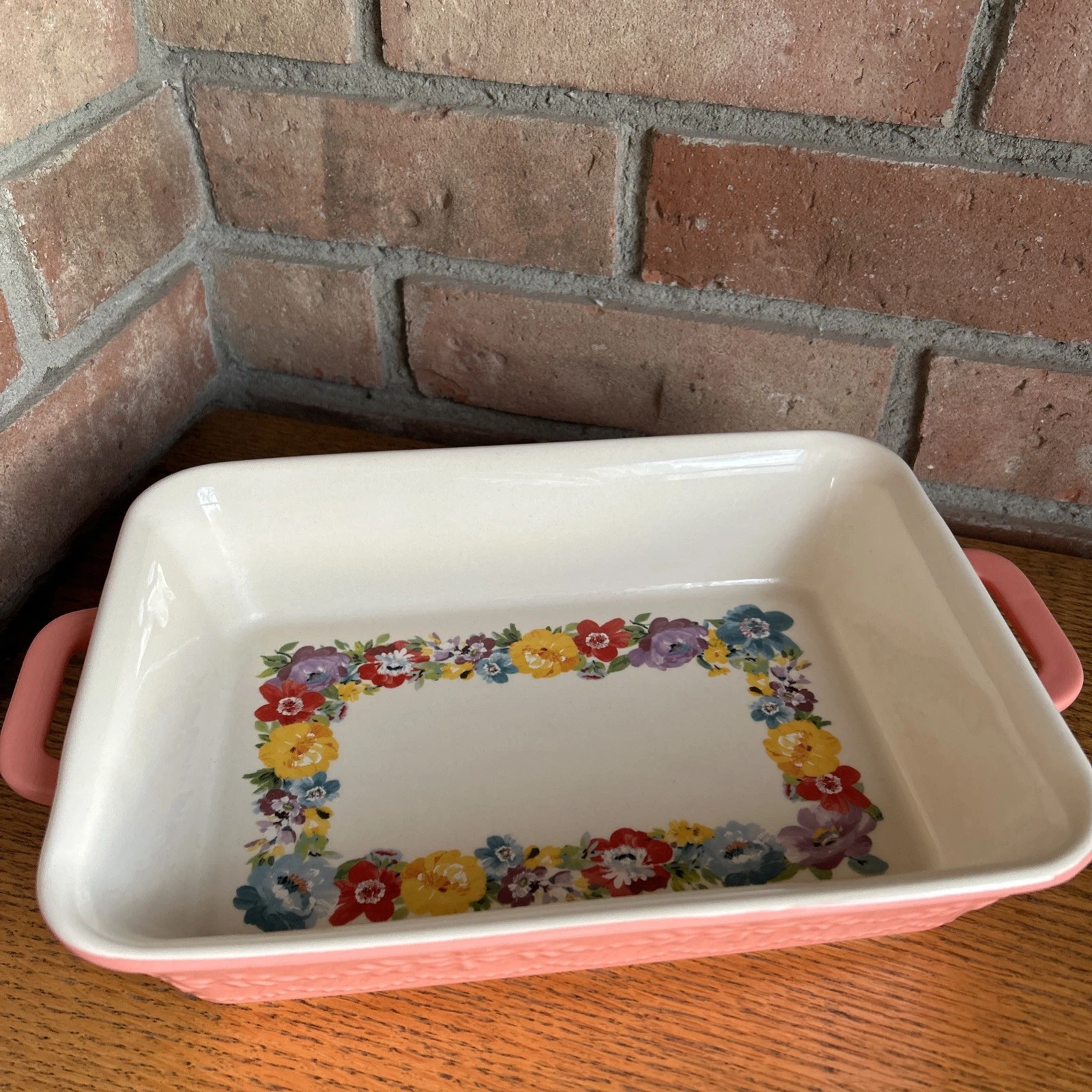The Pioneer Woman Sweet Romance Pink Rectangular Ceramic Baking Dish 7"x 10"x 3"