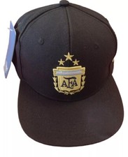 Gorra Selecci&oacute;n Argentina F&uacute;tbol AFA 3 Estrellas. Visera Plana. Cap trucker