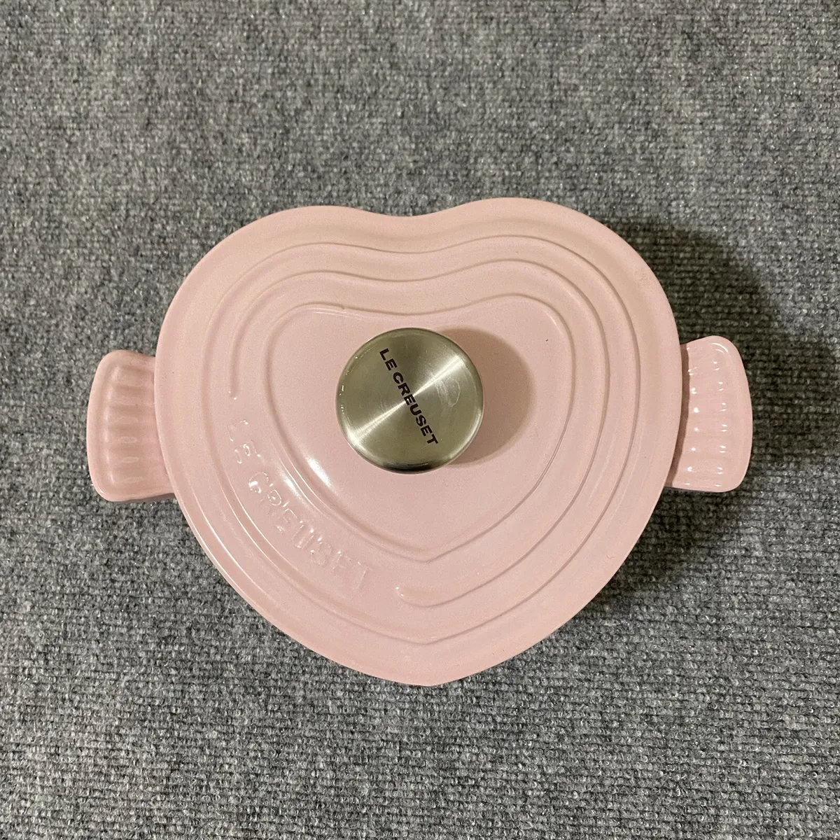 Le Creuset Dutch Oven Iron Pink Heart Day | eBay
