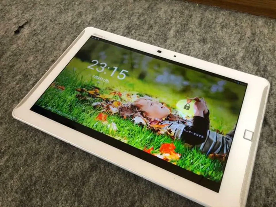 Fujitsu ARROWS Tab F-02F Full Seg TV Tablet 10 inch waterproofing 64GB BLUETOOTH - Image 4 of 4