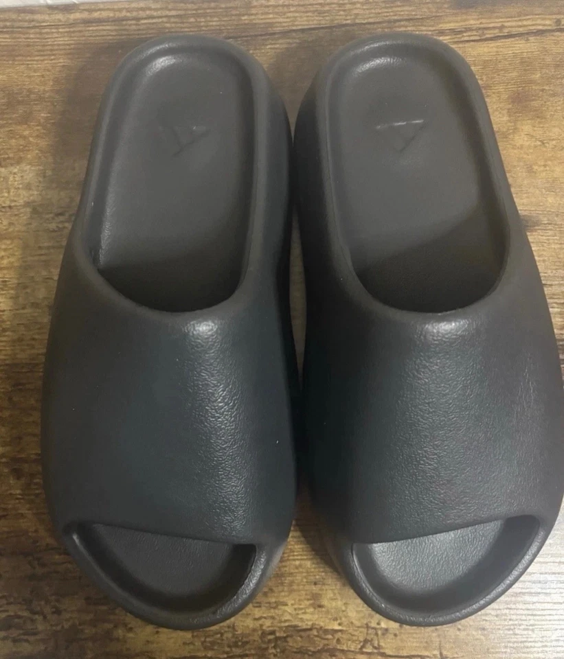 Adidas Yeezy Onyx Slide para hombre talla 8 Foto 3 de 4