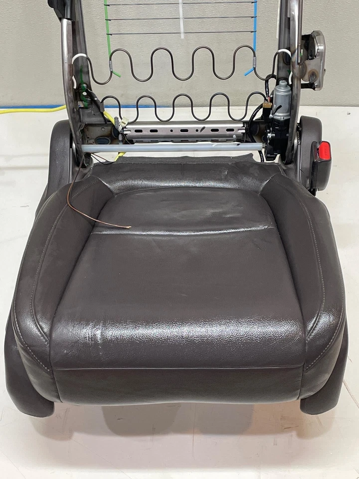 Se adapta a HONDA ODYSSEY EX-L 18-23 asiento de pasajero delantero derecho ¡solo pieza inferior! Cuero Foto 4 de 4