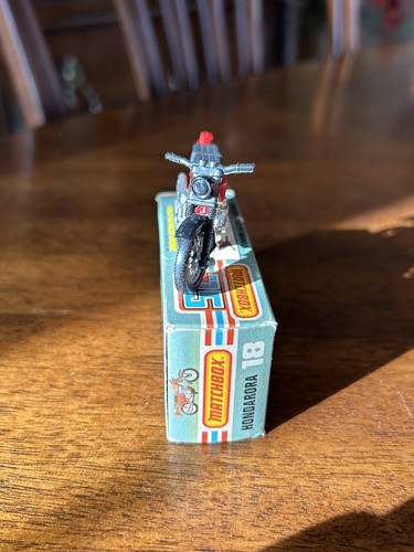 Matchbox 1978 #18 Red hondarora with box - Picture 3 of 7
