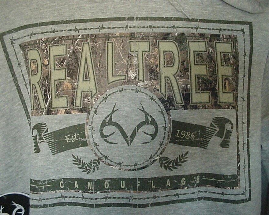 Realtree Men's Graphic Print Logo Lightweight Grey Pullover Hoodie Sweatshirt - Image 4 of 4