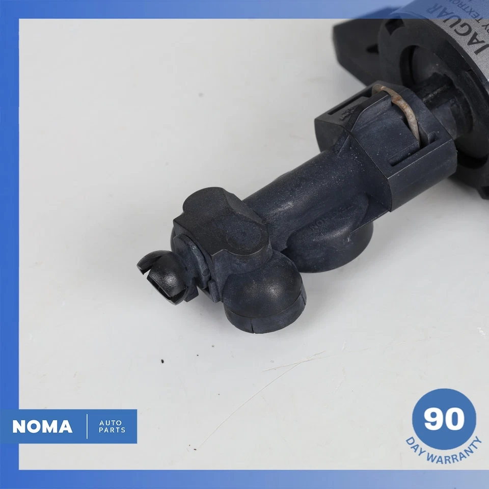 97-06 Jaguar X100 XK8 XKR Right Side Headlight Washer Nozzle Pump LJA7050AF OEM - Image 4 of 4