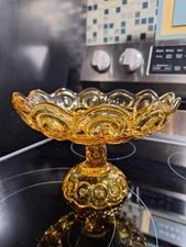 L.E. Smith Moon And Stars Amber Fruit/Dessert Stand