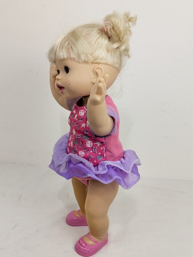 2010 Mattel Fisher Price Little Mommy Dancy Dancy Baby interaktive Tanzpuppe - Bild 9 von 24