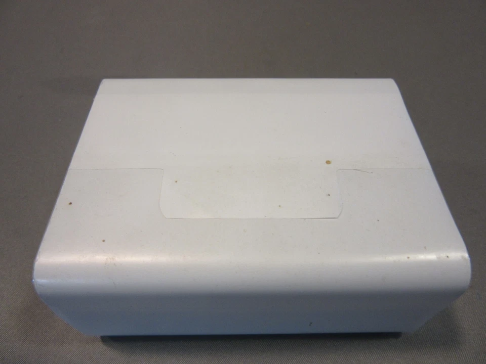 Apple iPod Shuffle 1GB Model A1204 New Never Opened - Image 4 of 4