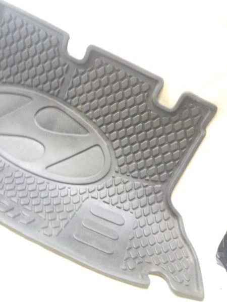 Alfombrilla de goma para carga trasera compatible con Hyundai Tucson L2 2005 2006 2007 2008 2009 Foto 4 de 4