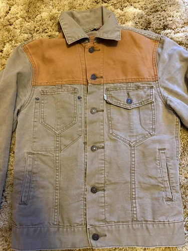 Levi Strauss & Co Trucker Jacket Men’s XS RICK GRIMES SCREEN ACCURATE  - product listing photo
