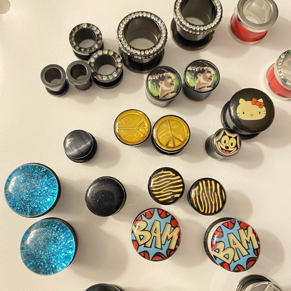 Ear Gauges/plugs Lot Of 13 Pairs + 7 Singles Hot Topic Cubic Zirconia Nautical - Image 4 of 4