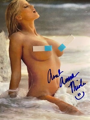 anna nicole smith signed photo