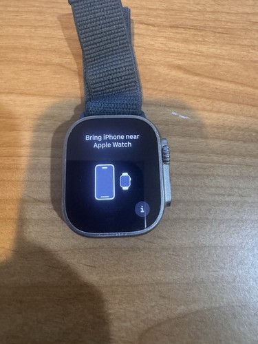 Apple Watch Ultra 49MM Titanium & Ceramic Green band IC ON READ