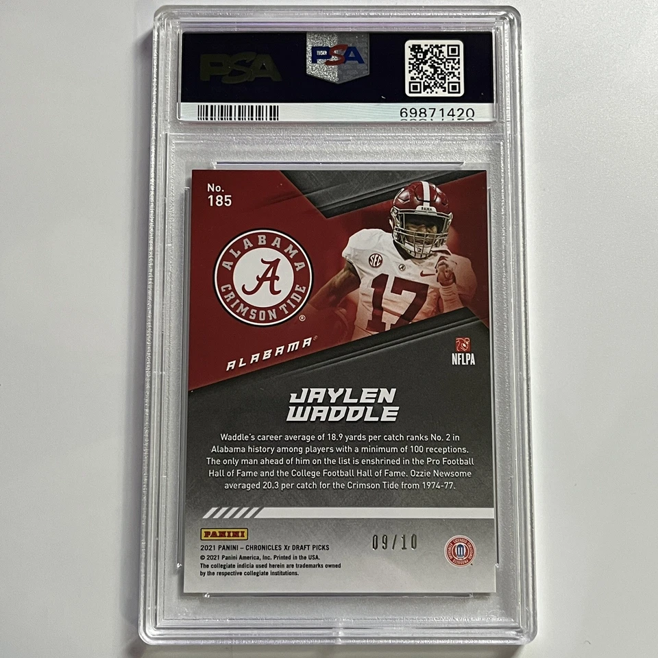 2021 Chronicles Draft Picks Xr ROOKIE RC JAYLEN WADDLE Gold /10 PSA 10 Dolphins - Image 2 of 2