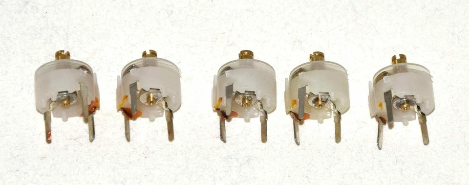 Condensateur ajustable / CV / trimmer - 40pF - Lot de 5 - Bild 1 von 1