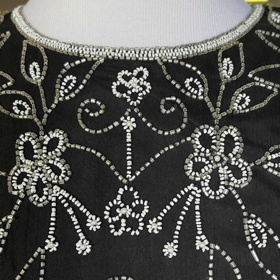 Top de noche grande Laurence Kazar New York de colección negro plateado blanco lentejuelas con cuentas Foto 2 de 4