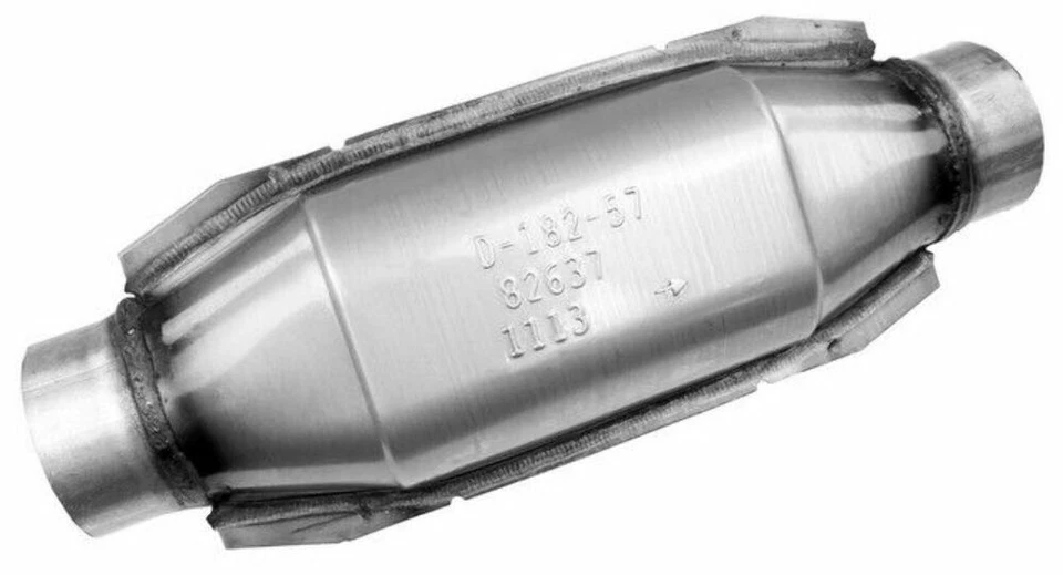 Walker Exhaust Catalytic Converter 82637 | High-Quality Auto Part, Universal Fit - Image 2 of 4