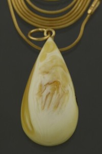 Authentic Genuine BALTIC AMBER White Gold Plated Silver CHAIN Pendant 4.4g 220303-11
