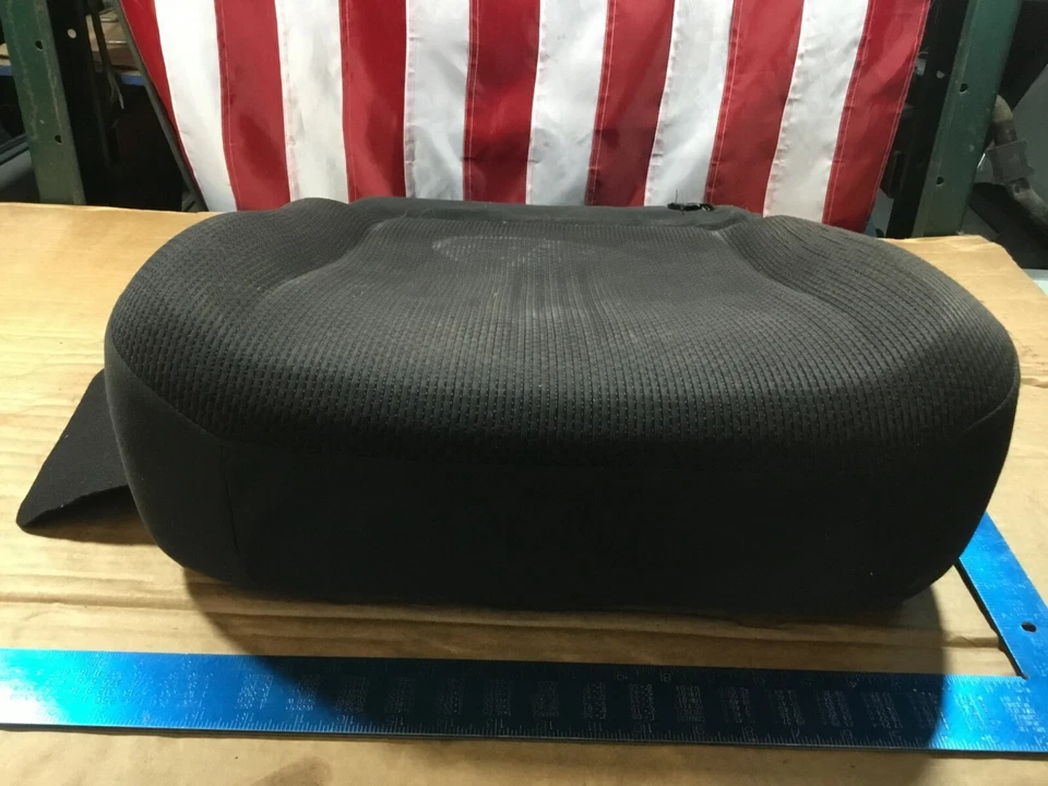 08-10 Scion xB 布手动前左座椅下垫 E P — 第 3/4 张图片