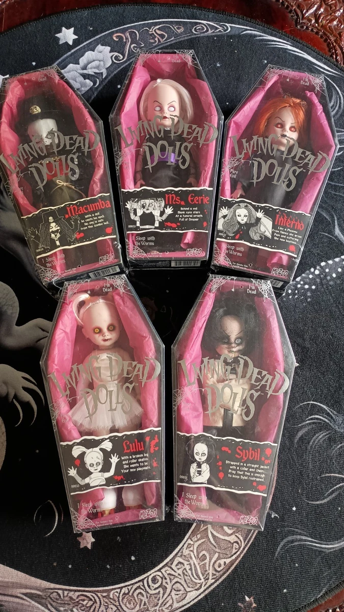 Las mejores ofertas en Living DEAD DOLLS Sybil | eBay