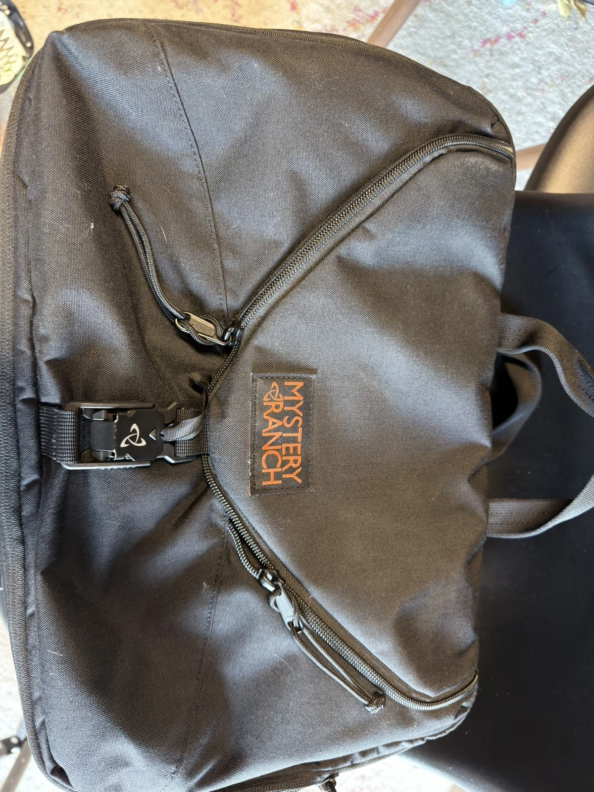 Mystery Ranch 3-Way Briefcase Backpack, 18L black Bag Clean, No Strap
Opens in a new window or tab