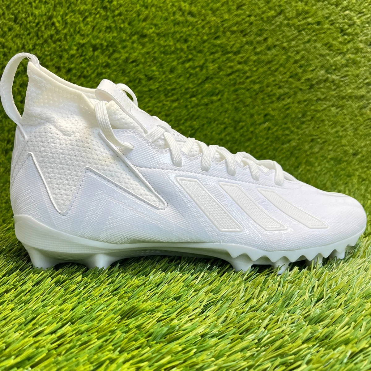 ADIDAS FOOTBALL CLEATS MEN\'S SIZE-9 USED CONDITION Amazon.com | Adidas Men main image 2