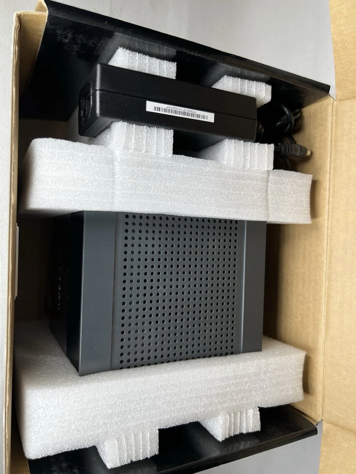 Netgear Stora Home Media Storage 1TB Network Storage MS2110-100NAS 2009 Version - Image 3 of 4