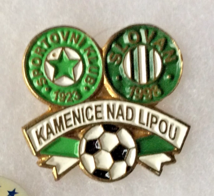 BG9820 - BADGE MEDAILLETTE FOOTBALL UNION SPORTIVE D'IVRY 1952