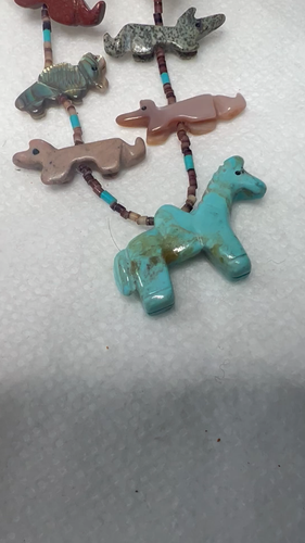 Collana Zuni pietre preziose fetish intagliate hishi e turchese vintage NN1614 - Video 1 di 1