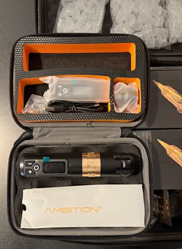 Ambition Soldier Wireless Rotary Tattoo Machine Kit - product listing photo
