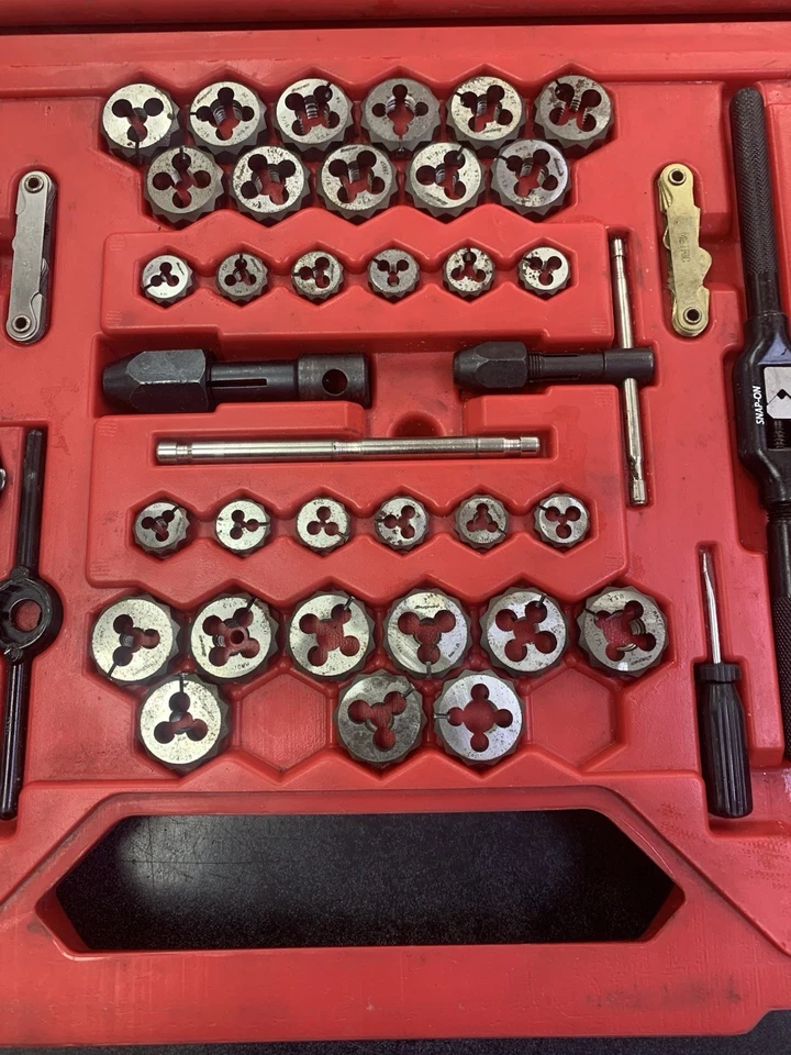 Herramientas Snap-On TDTDM500A Juego de 73 piezas Master Tap & Die en estuche rígido Foto 4 de 4