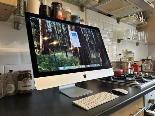 Apple iMac 27" 5K, i5 CPU, 32GB RAM, 2GB AMD GPU, 1TB NVME - macOS Sequoia