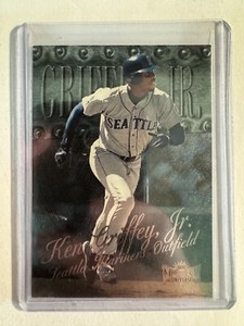 K210,752 - 1999 Metal Universe #95 Ken Griffey Jr.