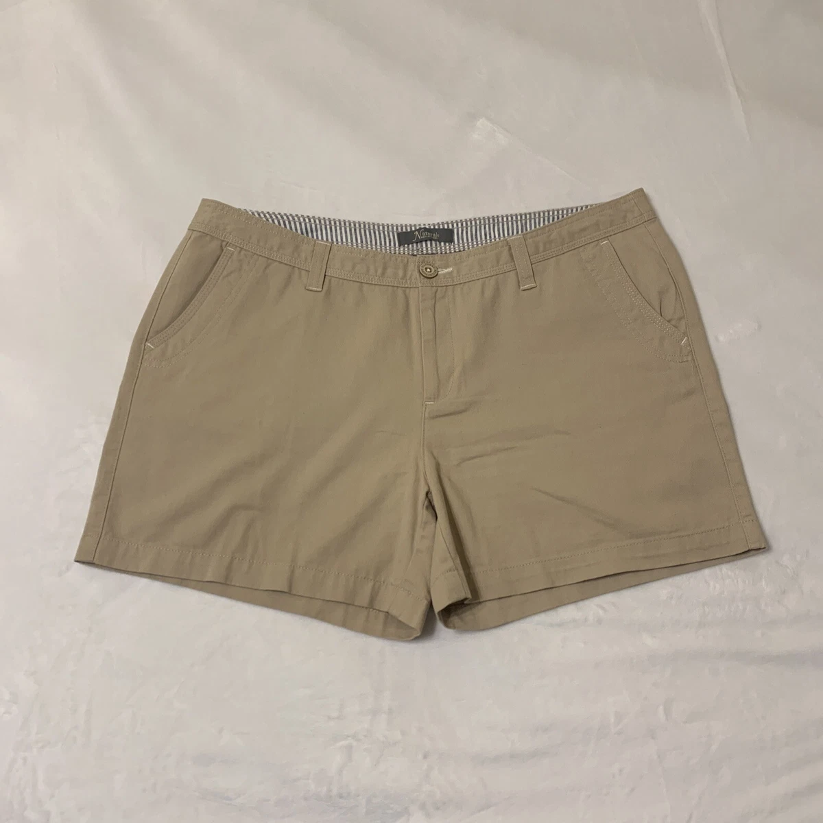 Plus Size Khaki Shorts - Comfort & Style Plus Size Khaki Shorts - Comfort & Style