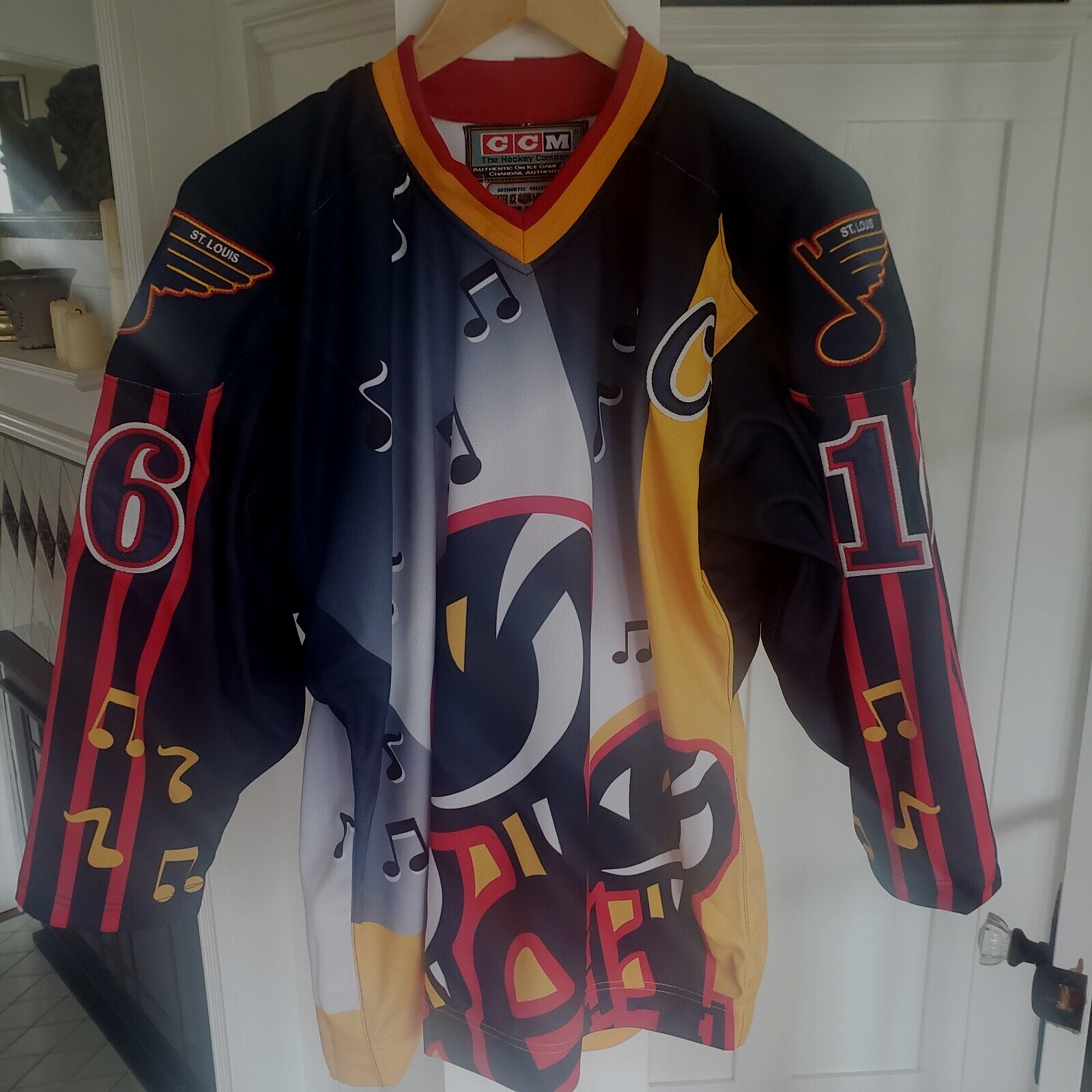 Picture 2 of 10