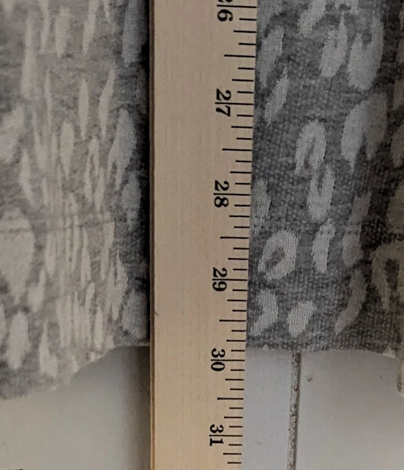 Lane Bryant Poncho Sweater Womens 22/24 Gray Animal Print Cowl Neck 3X Fall Cozy - Image 4 of 4