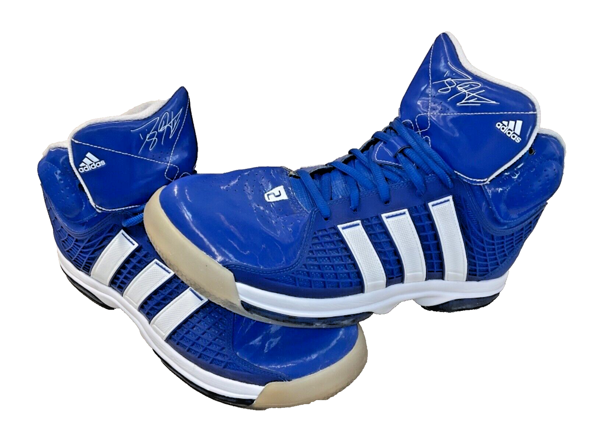 Lakers Dwight Howard Shoe Size Signed Dwight Howard Adidas Team Issued  Lakers Basketball Shoes Size 17, image size:1200x900