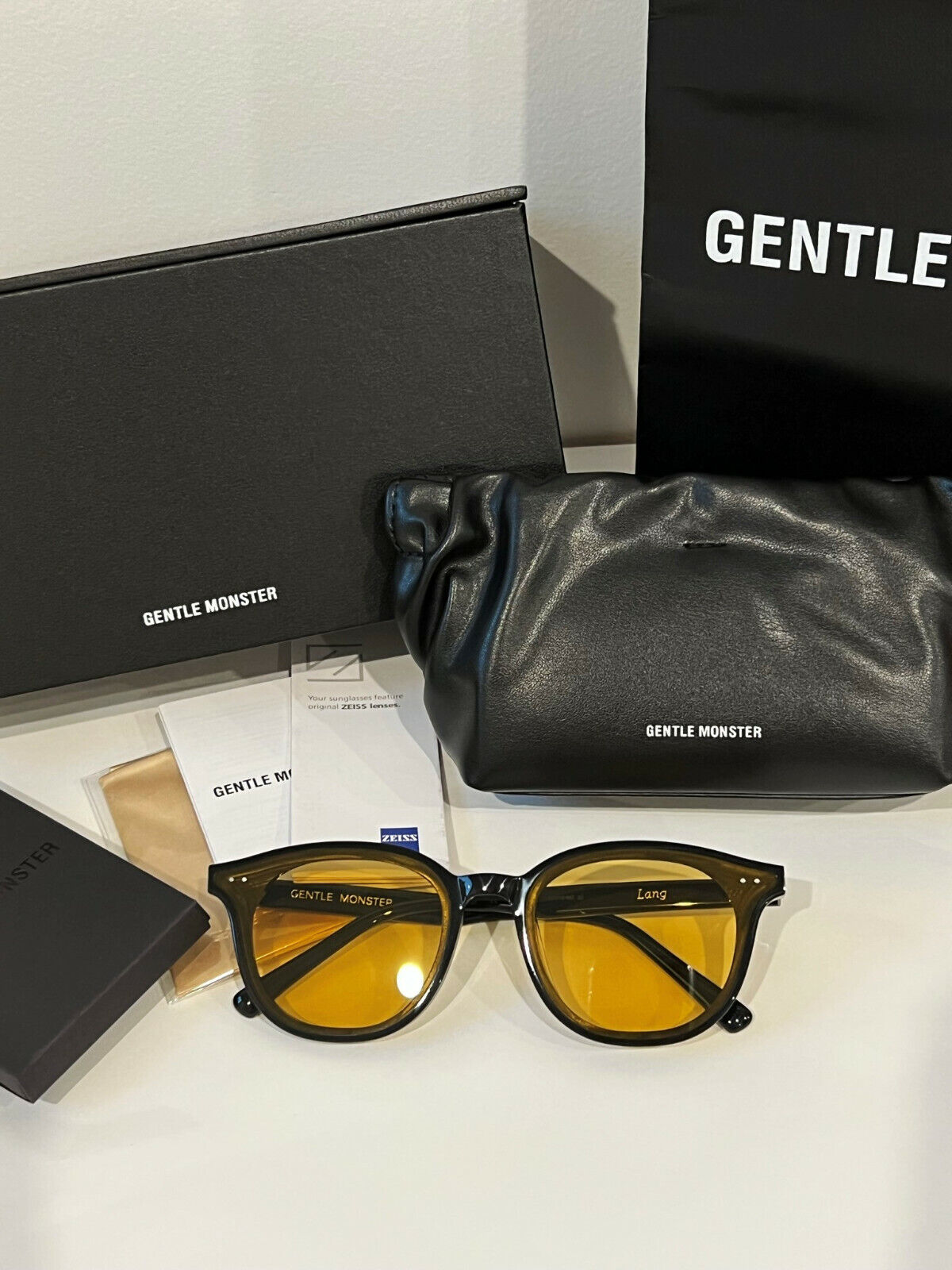 Authentic Gentle Monster Lang 01 sunglasses-BLACK with yellow le
