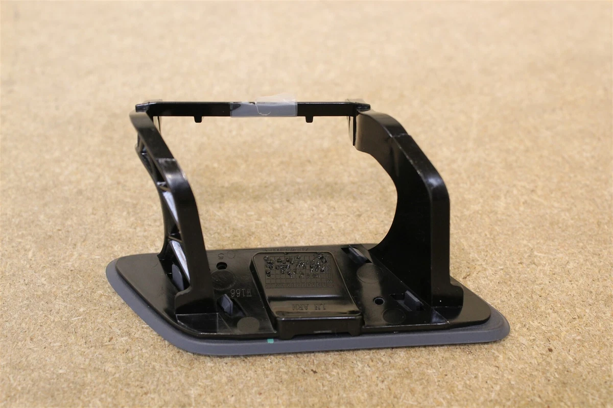 A16686001089999 Headlight washer jet cover New genuine Mercedes 