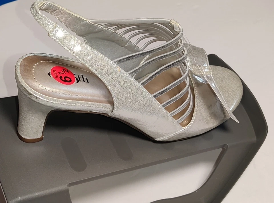 NUEVO EAST 5TH NEVILLE MUJER PEEP TOE BLOQUE TACÓN ZAPATOS PLATEADOS DE MODA TALLA 6,5 M NUEVO CON ETIQUETAS Foto 4 de 4