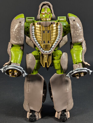 Transformers Kingdom Rhinox complete Hasbro WFC Beast Wars Voyager Class