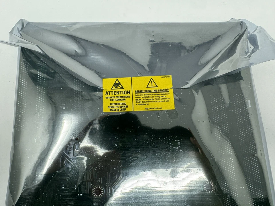 New Sealed Intel E210882/DQ965CO Core 2 Duo Desktop Motherboard D33025+ - Image 3 of 4