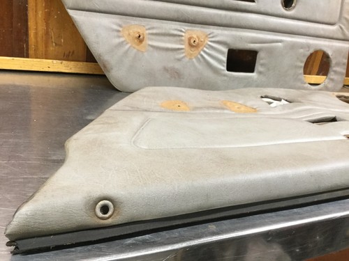 Triumph TR7 • Original Interior Door Panel Set. For Parts. KT832 - Picture 9 of 14