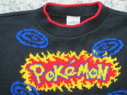 VTG 1990's Pokémon Youth Knit SWEATER Pikachu SIZE M Medium 10/12 USA - Picture 2 of 8