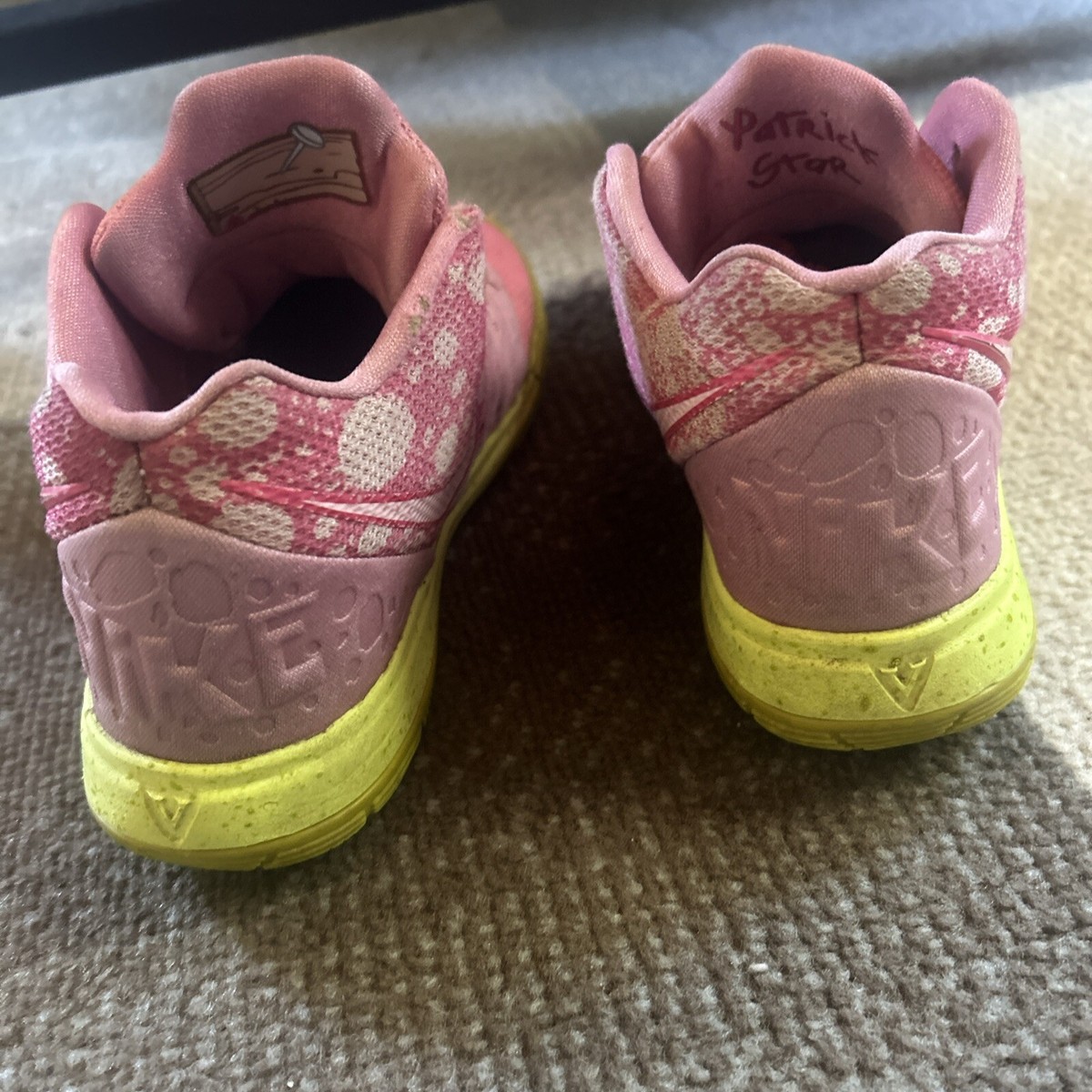 nike kyrie 4 spongebob